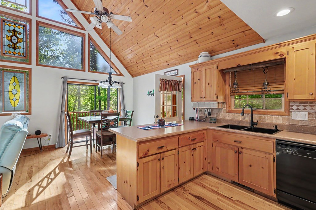 340 Vista Hills Road Murphy, NC 28906 - Photo 16 of 56