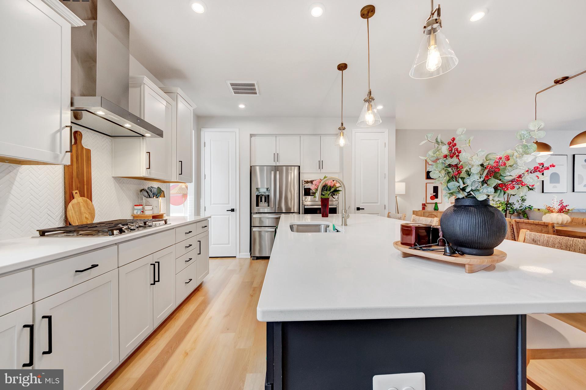 18307 Summit Pointe Drive Triangle, VA 22172 - Photo 13 of 35