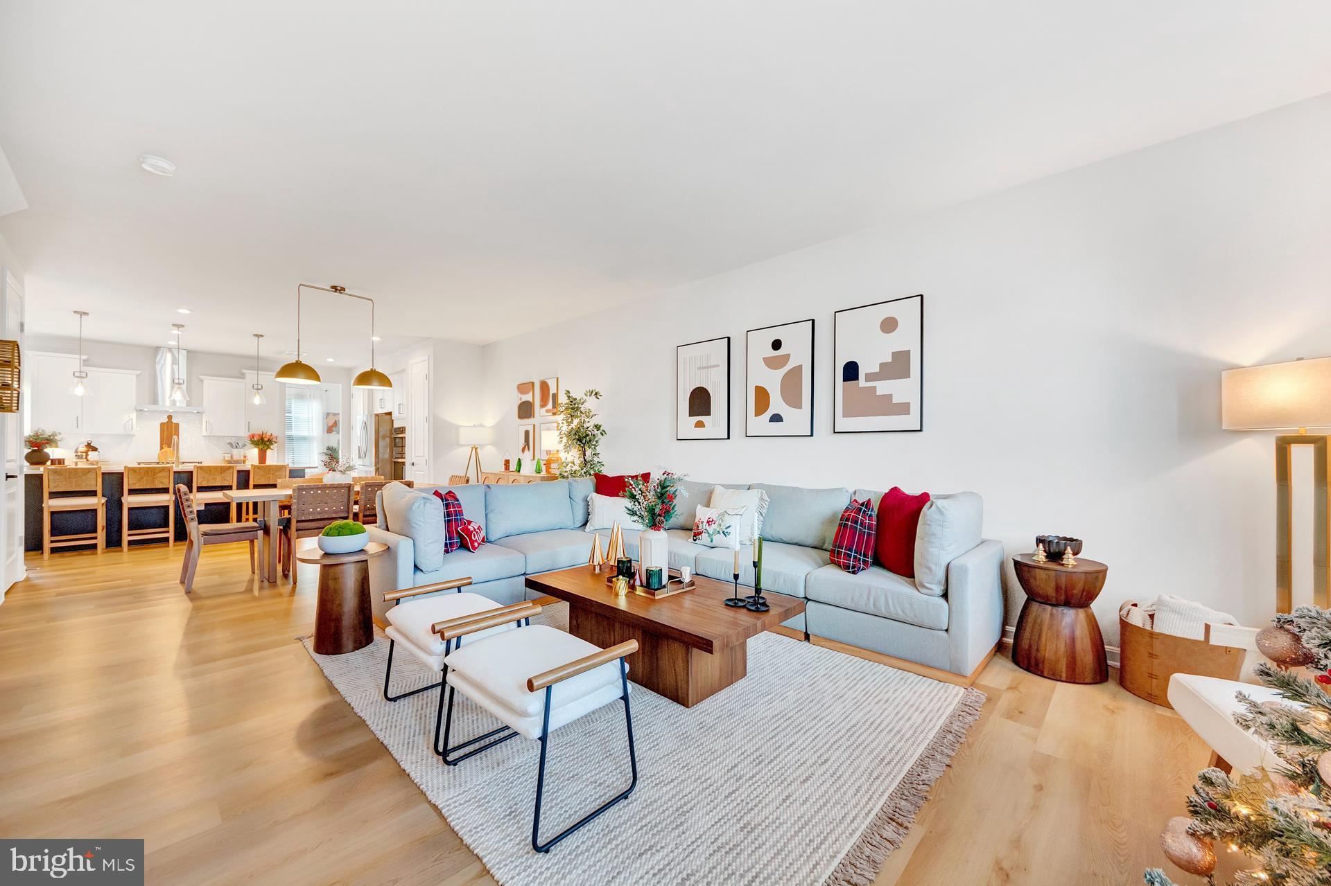 18307 Summit Pointe Drive Triangle, VA 22172 - Photo 2 of 35