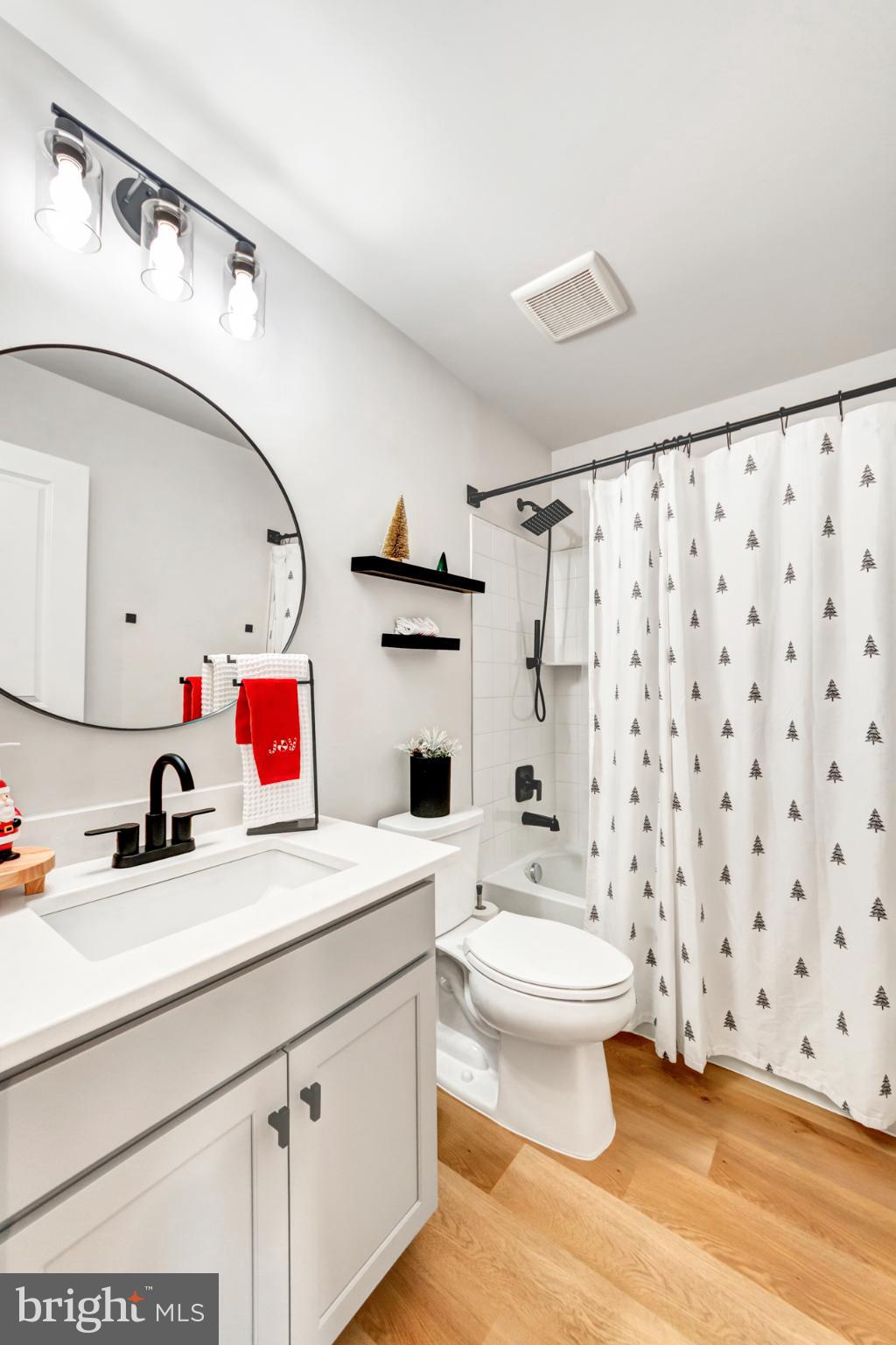 18307 Summit Pointe Drive Triangle, VA 22172 - Photo 24 of 35