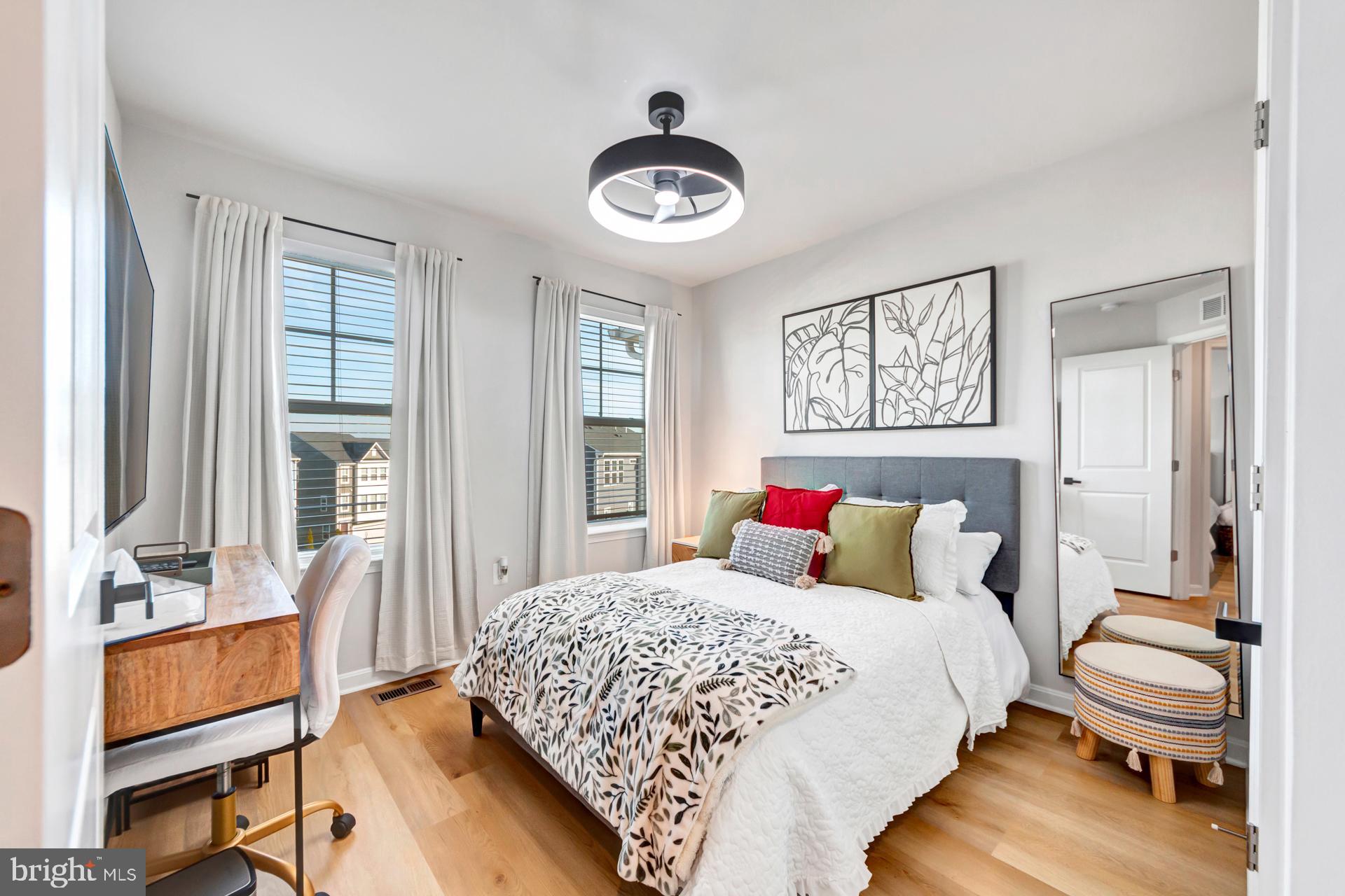 18307 Summit Pointe Drive Triangle, VA 22172 - Photo 25 of 35