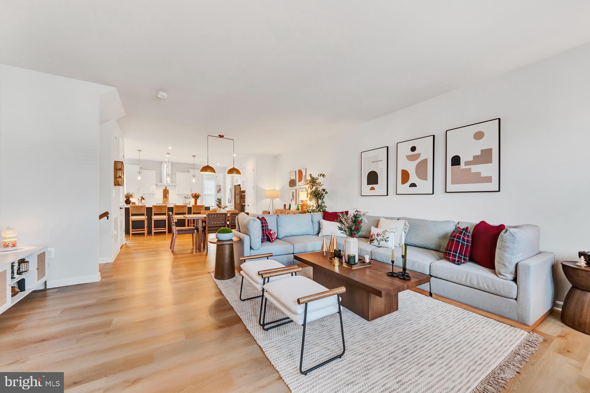 18307 Summit Pointe Drive Triangle, VA 22172 - Photo 5 of 35