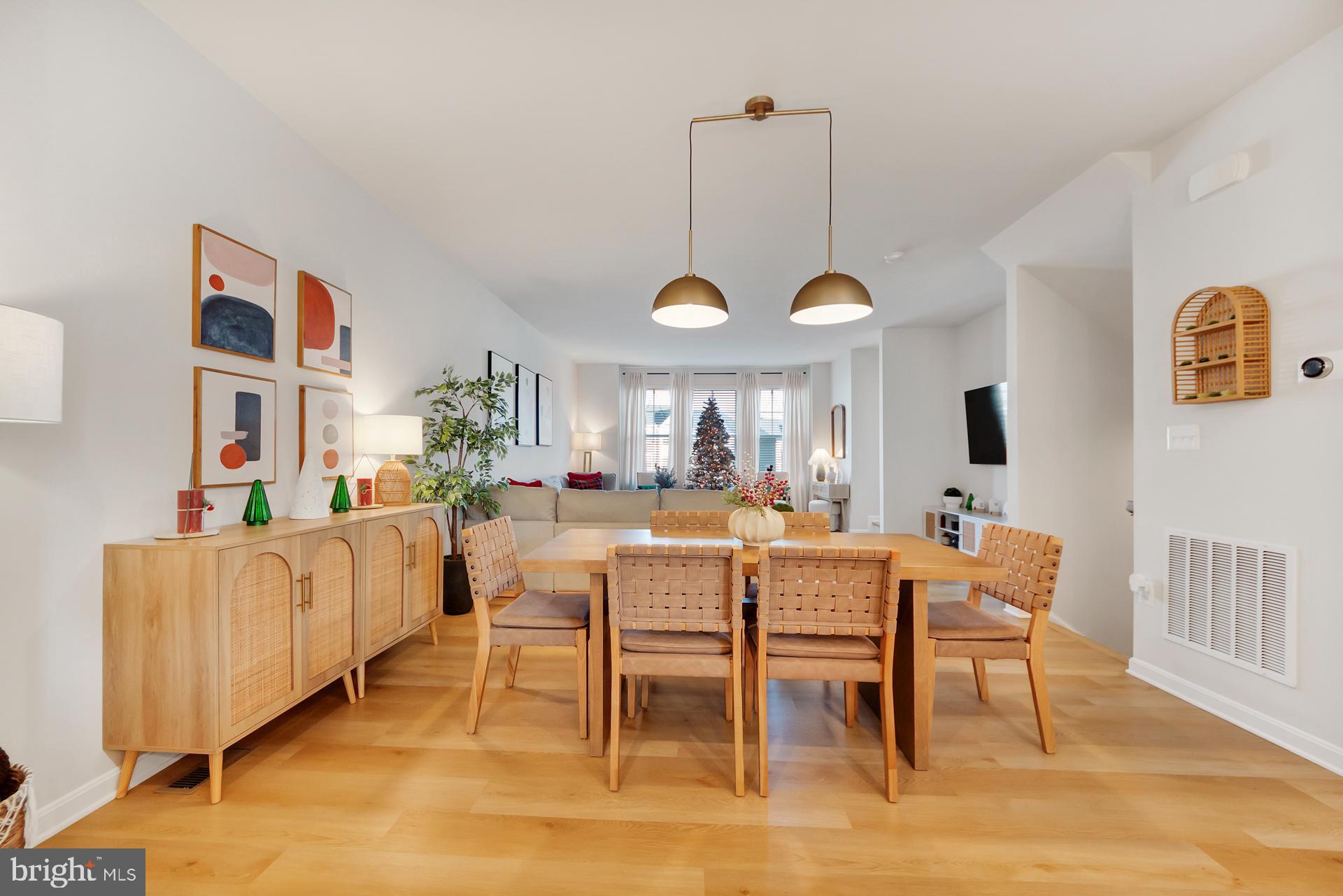 18307 Summit Pointe Drive Triangle, VA 22172 - Photo 8 of 35