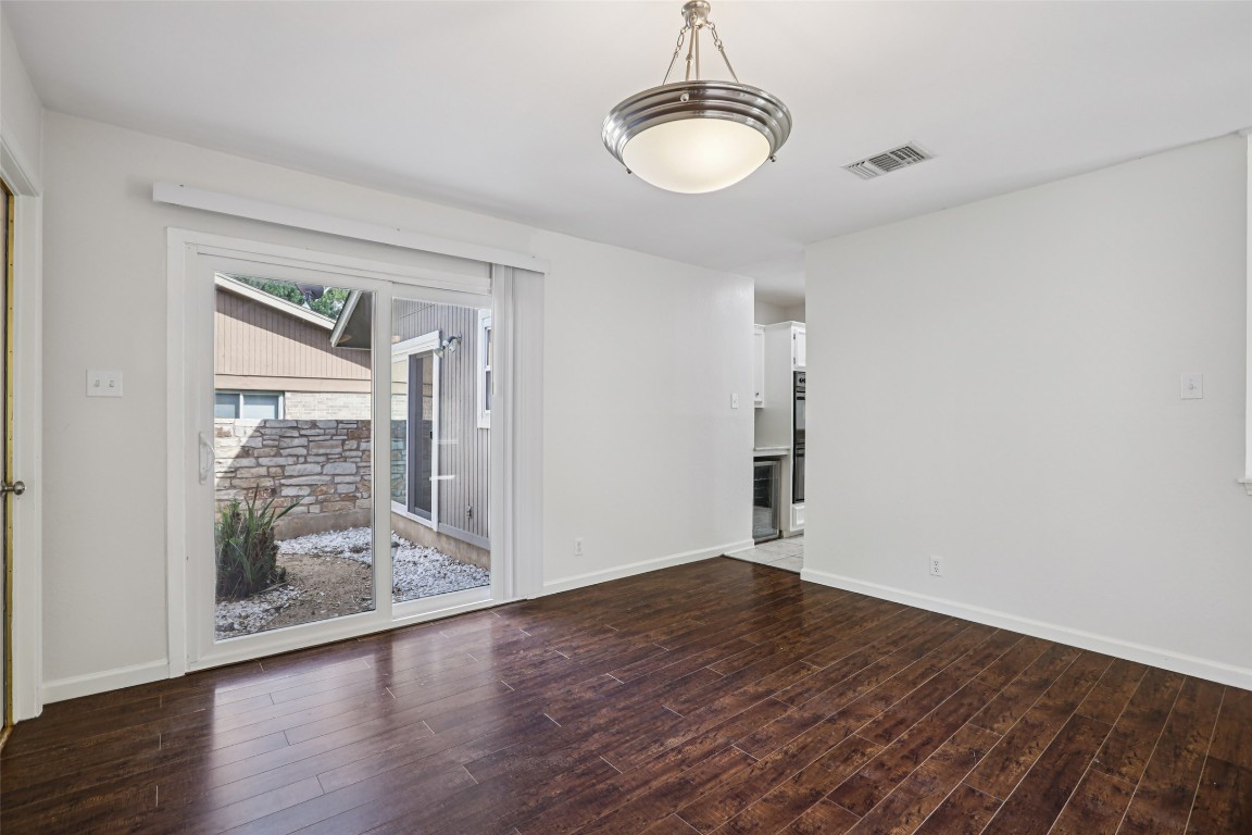 4713 Trail Crest Circle Austin, TX 78735 - Photo 14 of 37