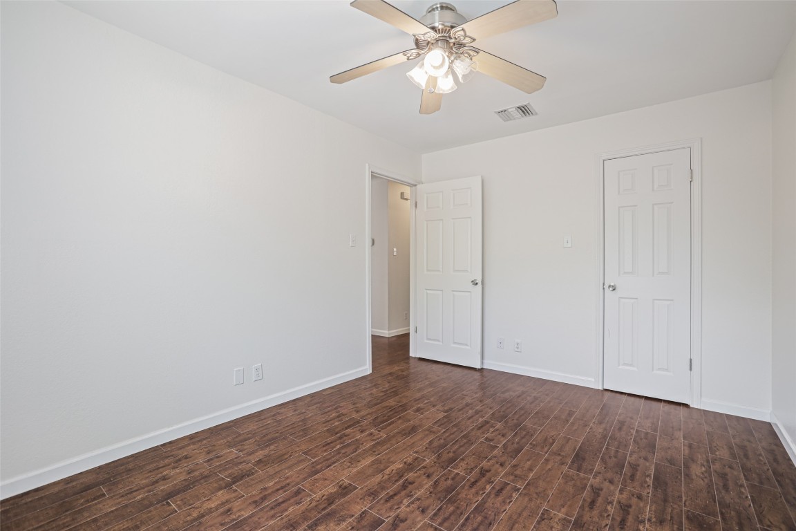 4713 Trail Crest Circle Austin, TX 78735 - Photo 27 of 37