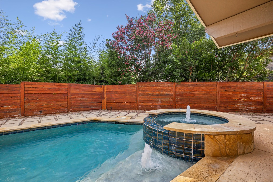 4713 Trail Crest Circle Austin, TX 78735 - Photo 36 of 37