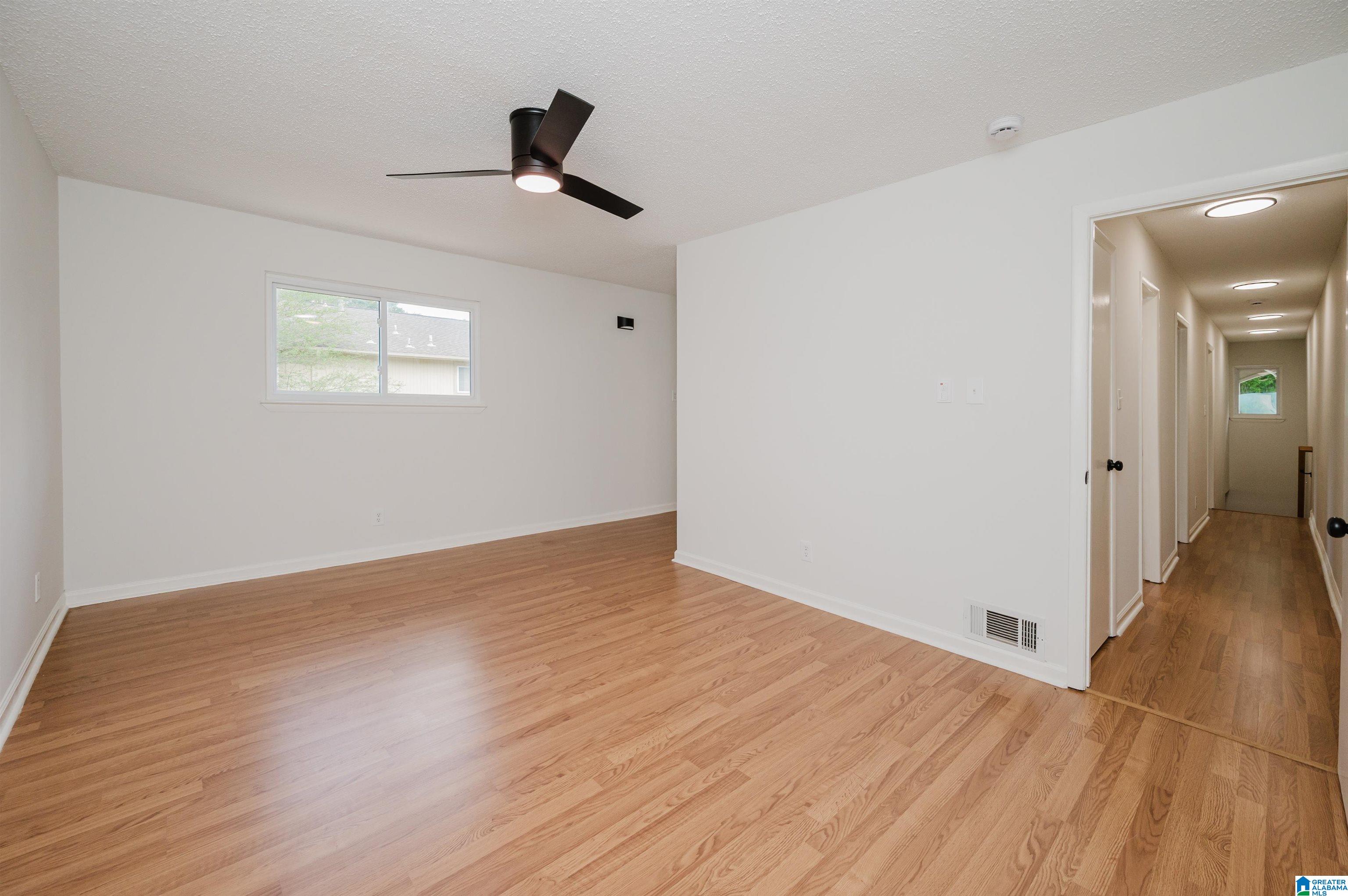 1834 Oakleaf Lane Birmingham, AL 35215 - Photo 34 of 40