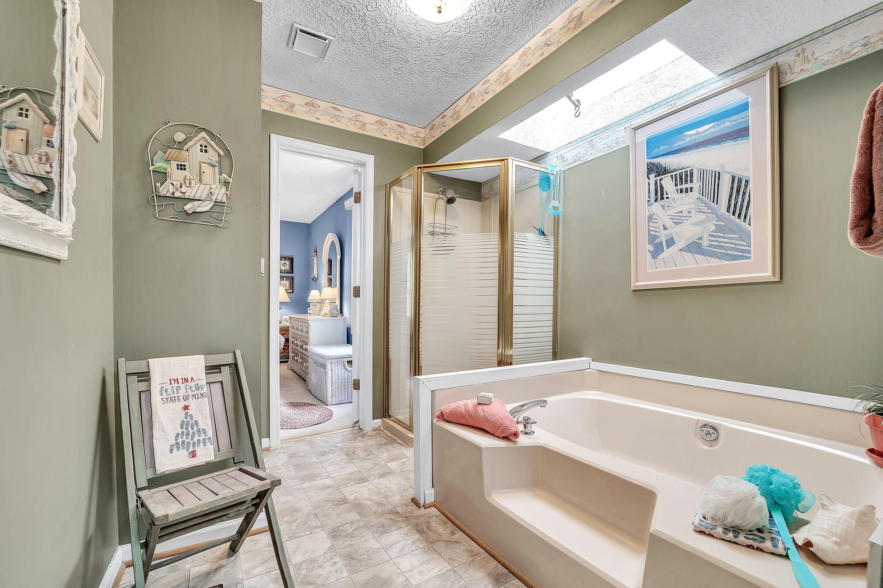 1096 Farmington Road Hardy, VA 24101 - Photo 31 of 54 a bathroom with a bathtub and a shower
