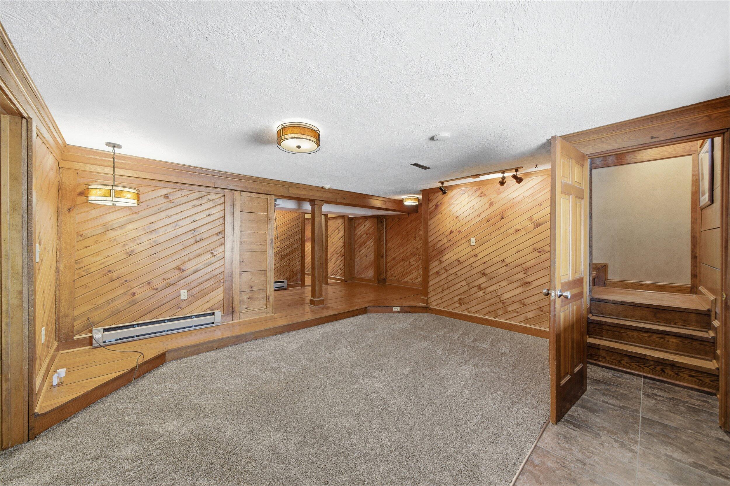 9561 Maple Tree Road Kewaskum, WI 53040 - Photo 20 of 46 family room