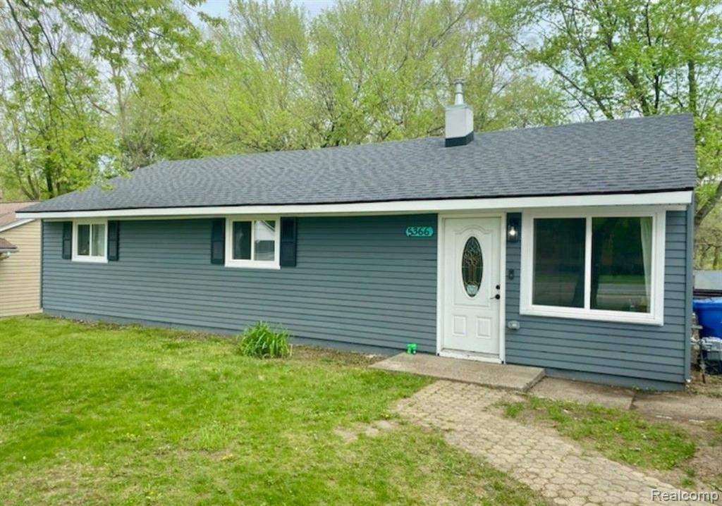 5366 Pontiac Lake Road Waterford, MI 48327 - Photo 1 of 20