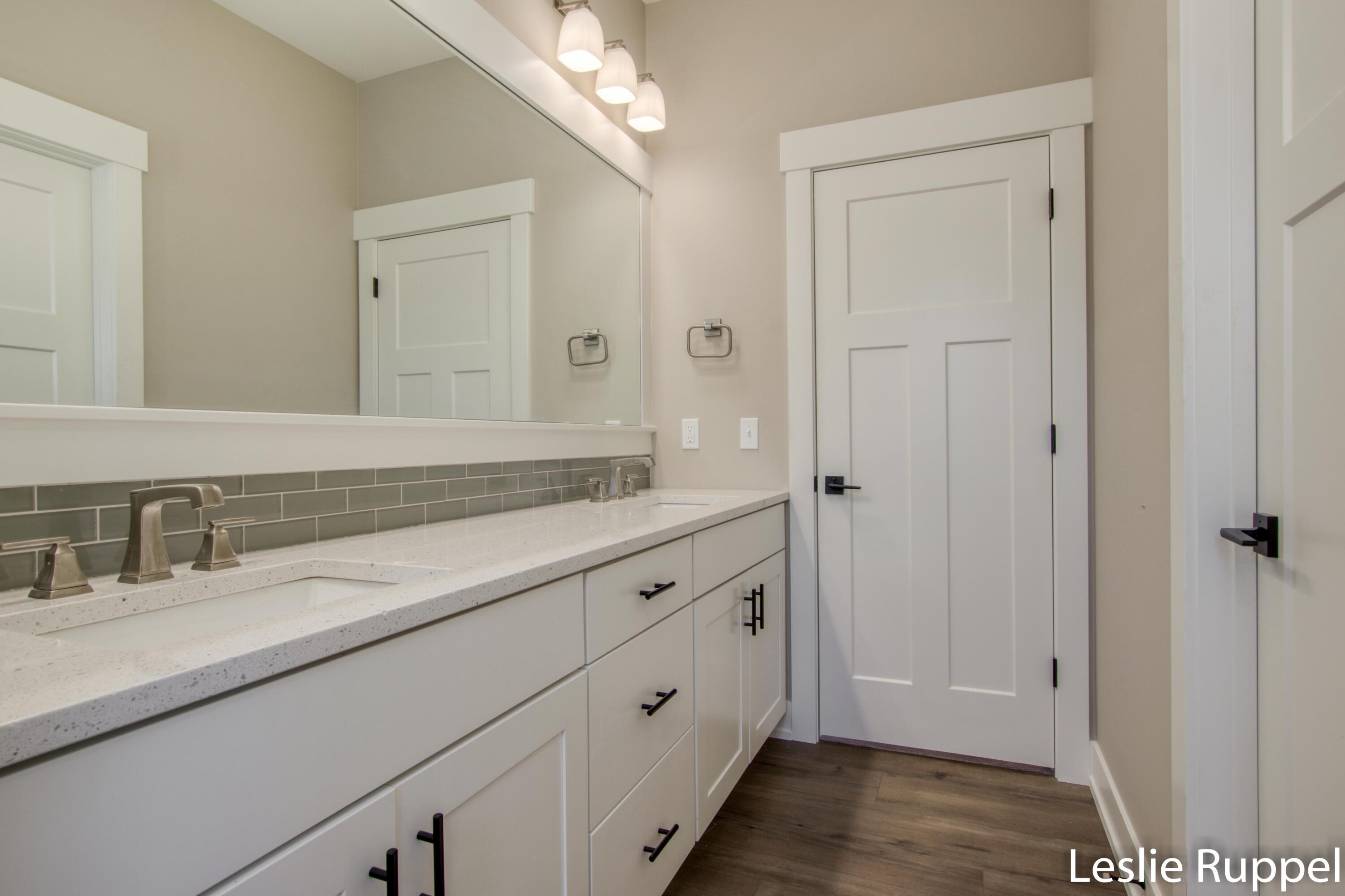 1520 Ctr Hl Road, Unit 2 Lowell, MI 49331 - Photo 20 of 32 Center Hill 1520-19