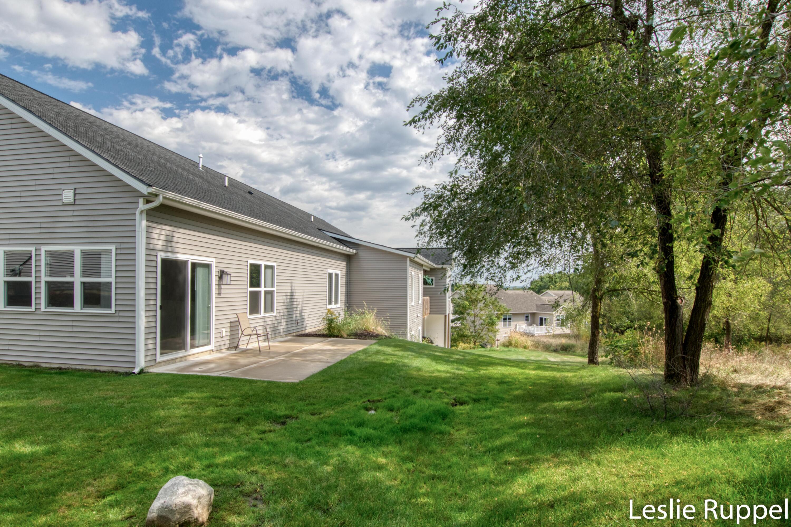 1520 Ctr Hl Road, Unit 2 Lowell, MI 49331 - Photo 28 of 32 Center Hill 1520-27