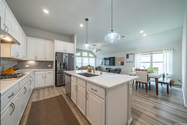 $2,500 | 324 Proctor Grove, Cibolo, TX 78108