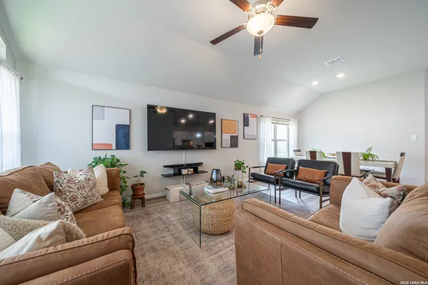 $2,500 | 324 Proctor Grove, Cibolo, TX 78108