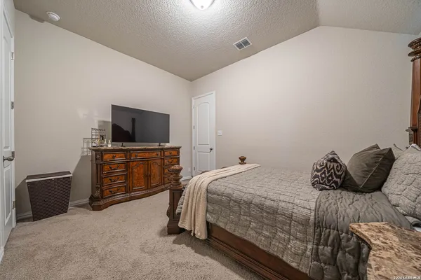 $2,500 | 324 Proctor Grove, Cibolo, TX 78108