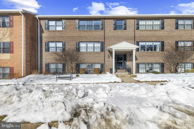 $224,900 | 102 Swarthmore Drive, Unit 102A, Towson, MD 21204