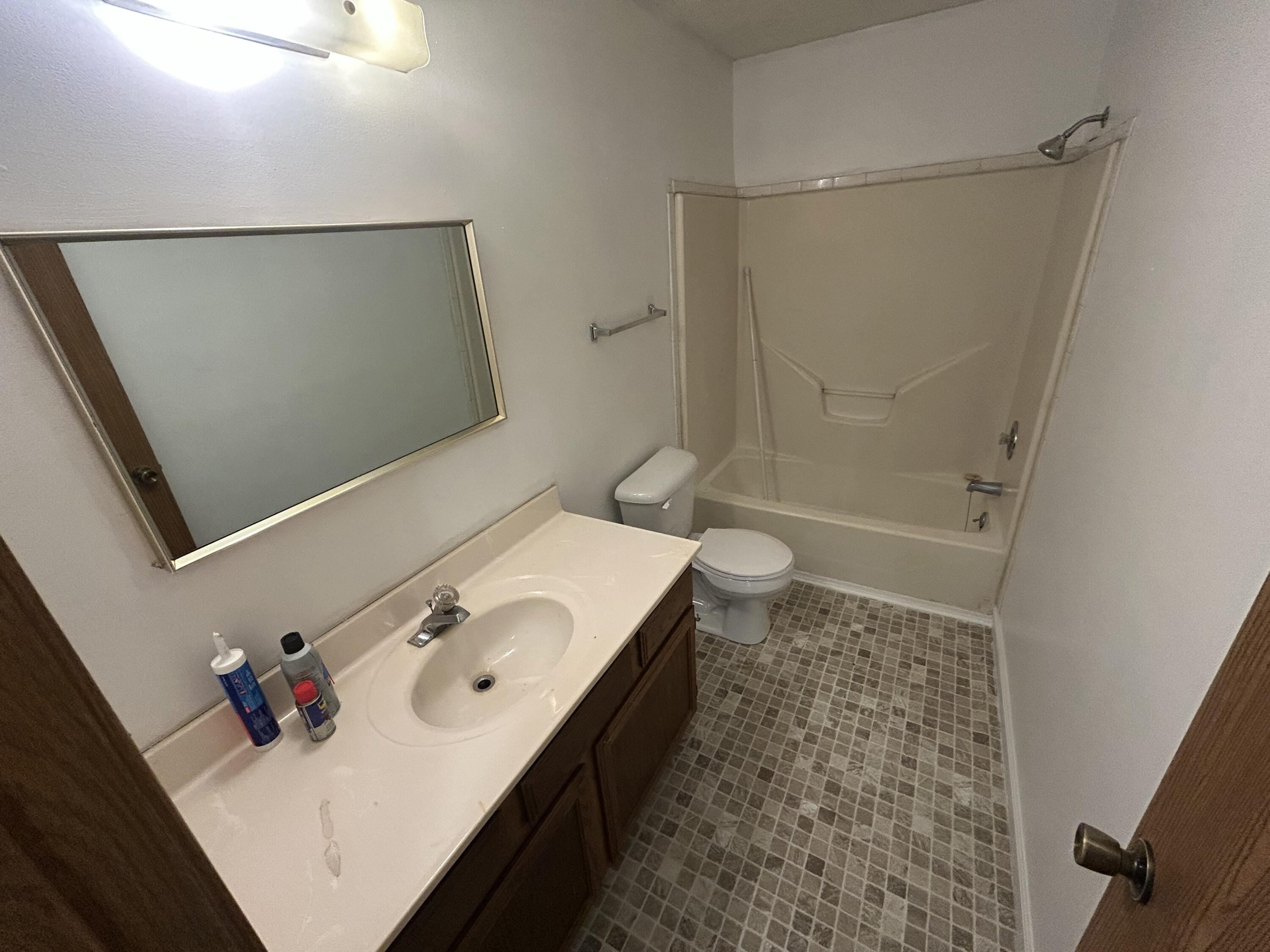1625 North Colgate Avenue Springfield, MO 65802 - Photo 12 of 15 IMG_7587