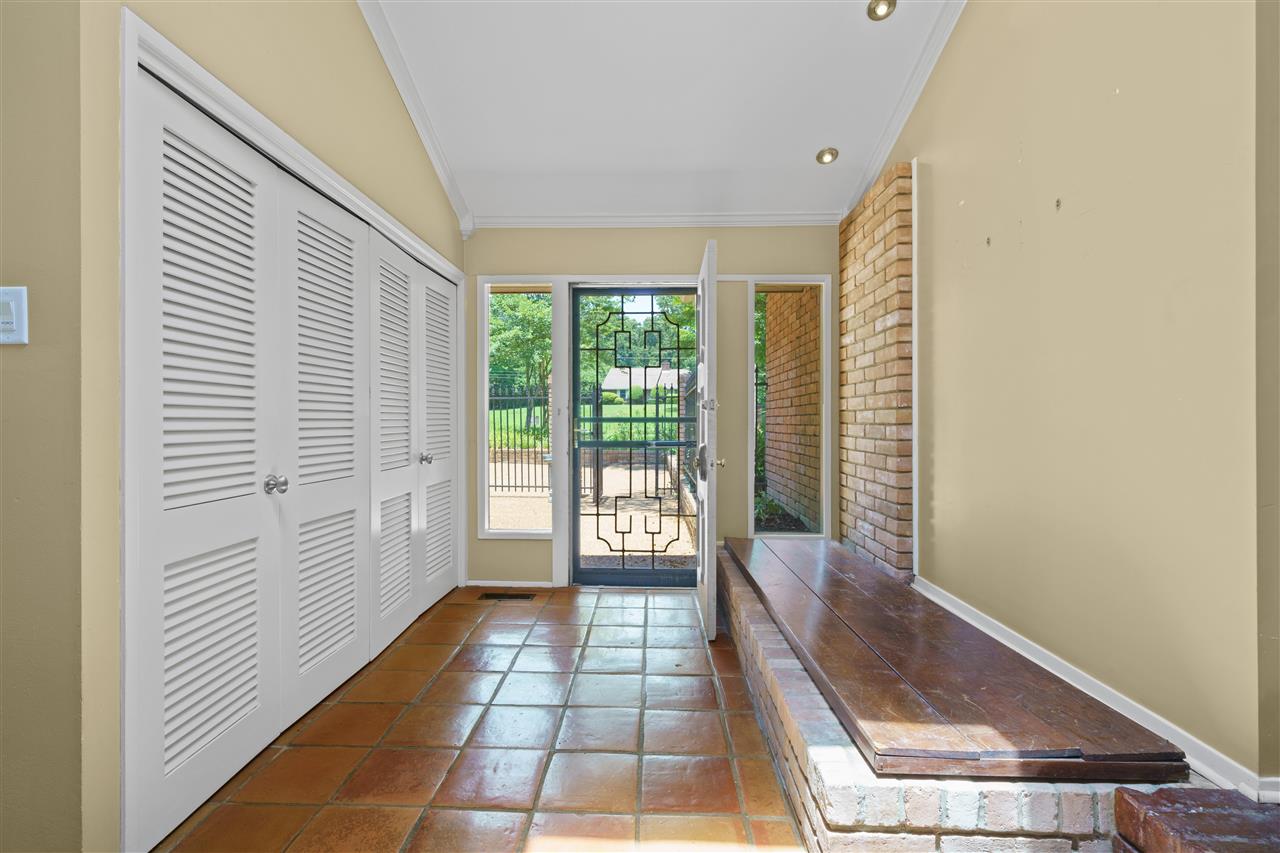 5341 Rich Road Memphis, TN 38120 - Photo 4 of 25 Entry features 12 ft Ceiling, Tile Floor and Wall of Closets