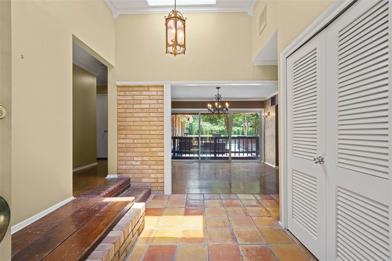 5341 Rich Road Memphis, TN 38120 - Photo 5 of 25 Gallery Image 5