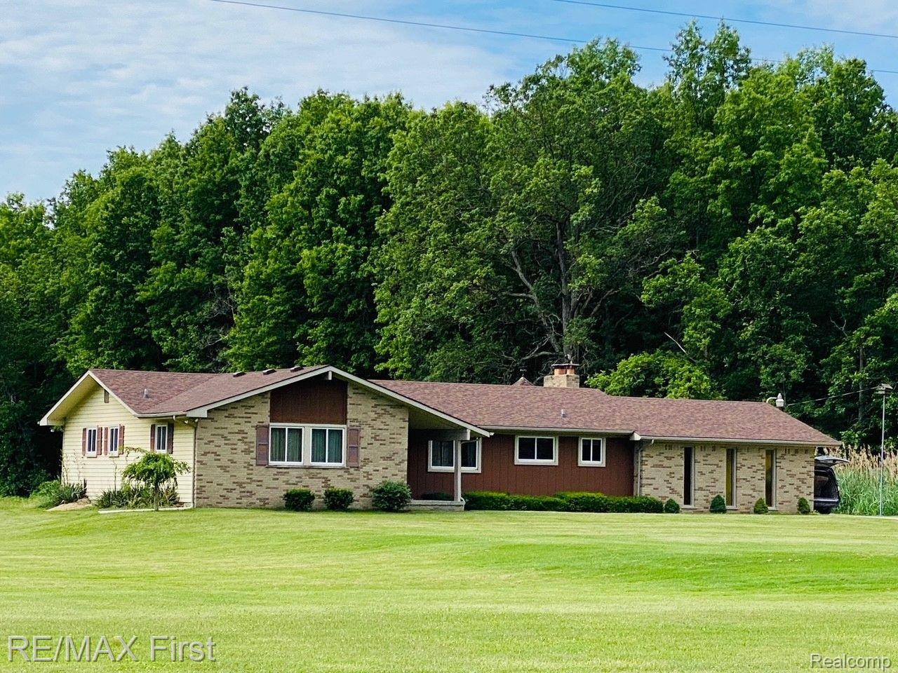 6851 Plank Road Marine City, MI 48039 - Photo 1 of 11 Gallery Image 1