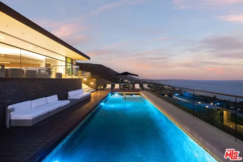 $18,950,000 | 32357 Pacific Coast Highway, Malibu, CA 90265