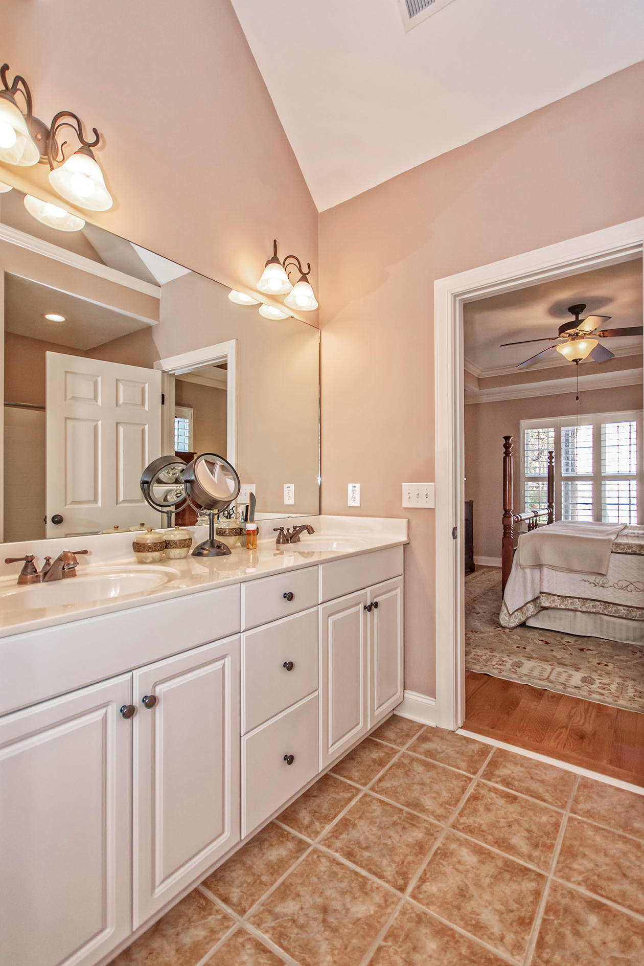 427 Springfield Road Mount Pleasant, SC 29464 - Photo 11 of 27 DSC_0974