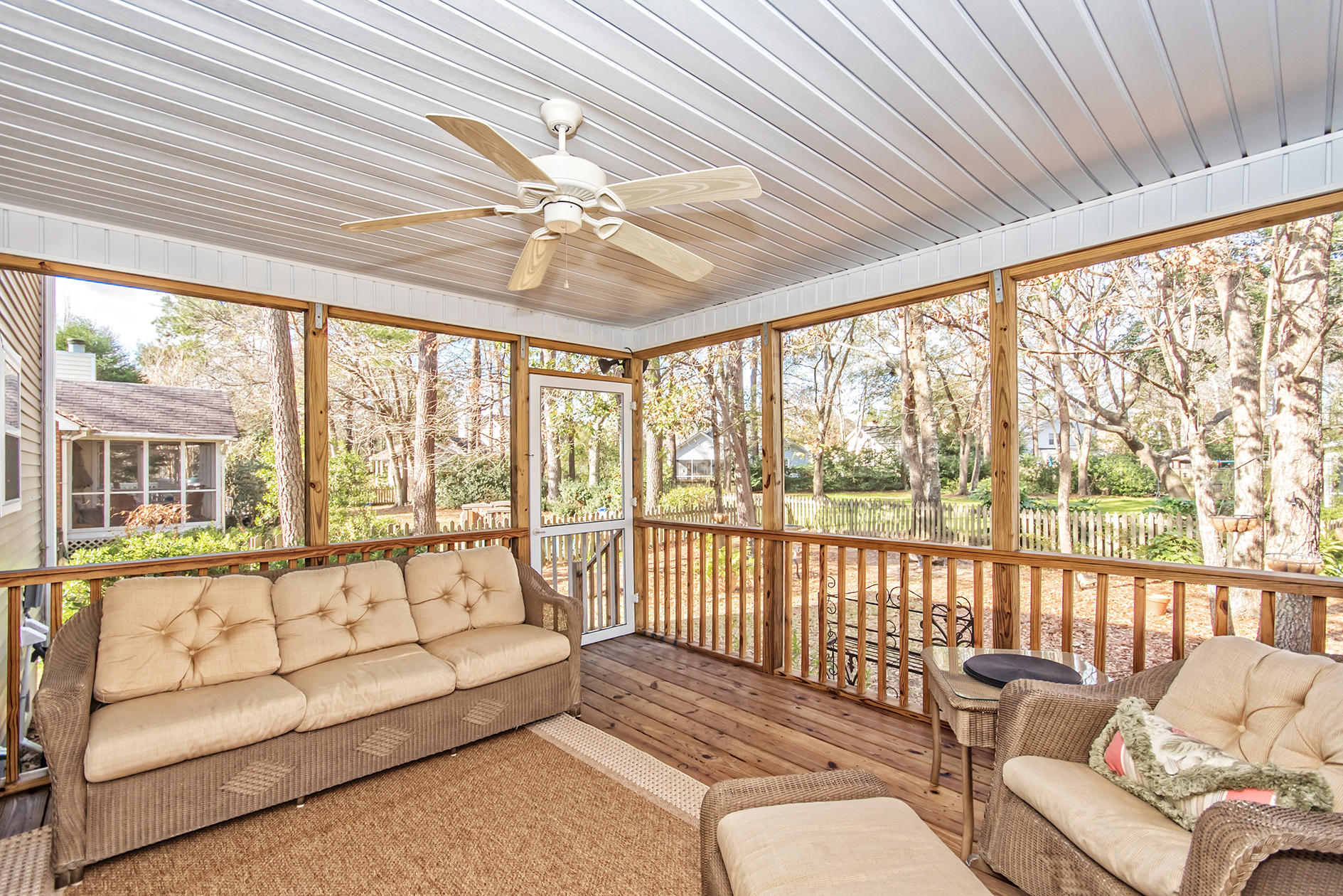 427 Springfield Road Mount Pleasant, SC 29464 - Photo 19 of 27 DSC_0981