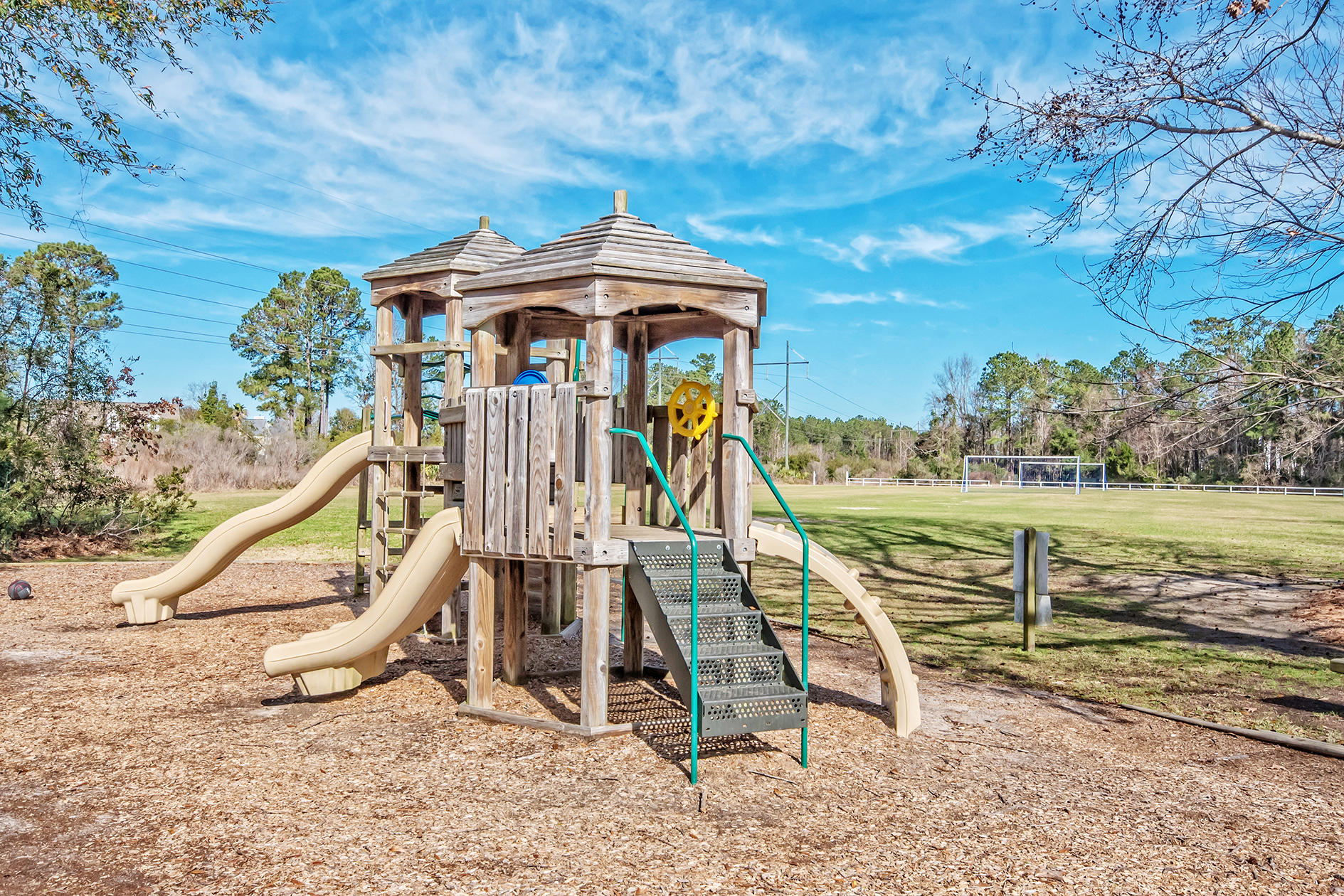 427 Springfield Road Mount Pleasant, SC 29464 - Photo 25 of 27 DSC_0987