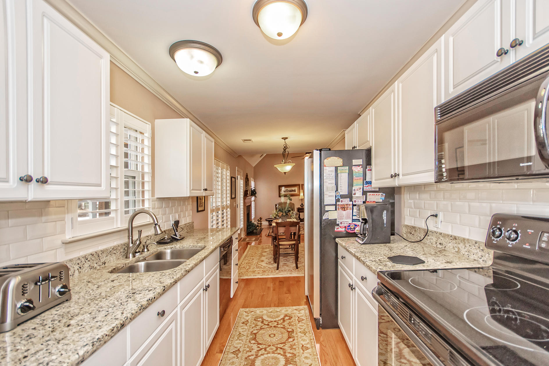 427 Springfield Road Mount Pleasant, SC 29464 - Photo 6 of 27 DSC_0965