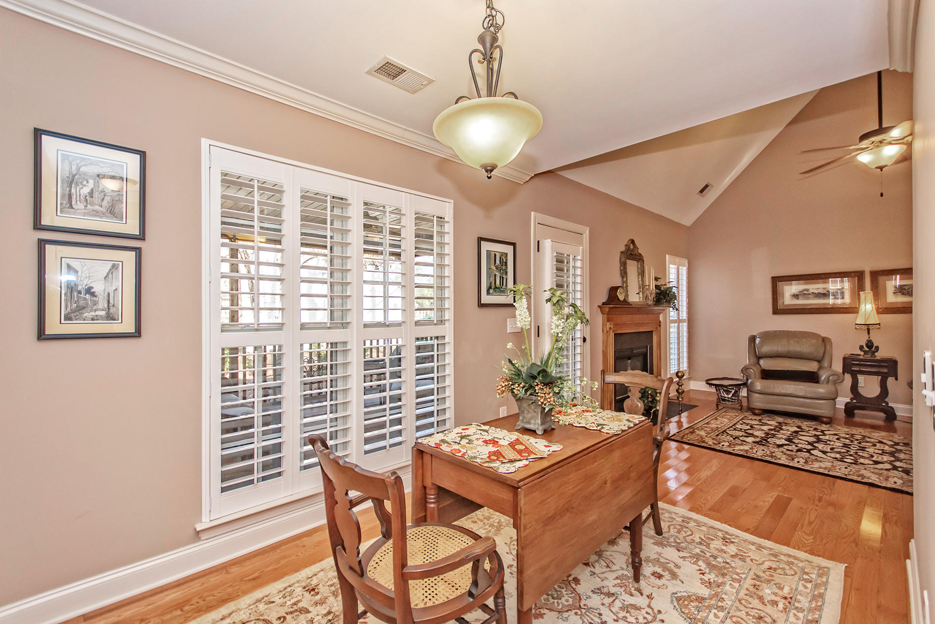 427 Springfield Road Mount Pleasant, SC 29464 - Photo 7 of 27 DSC_0962
