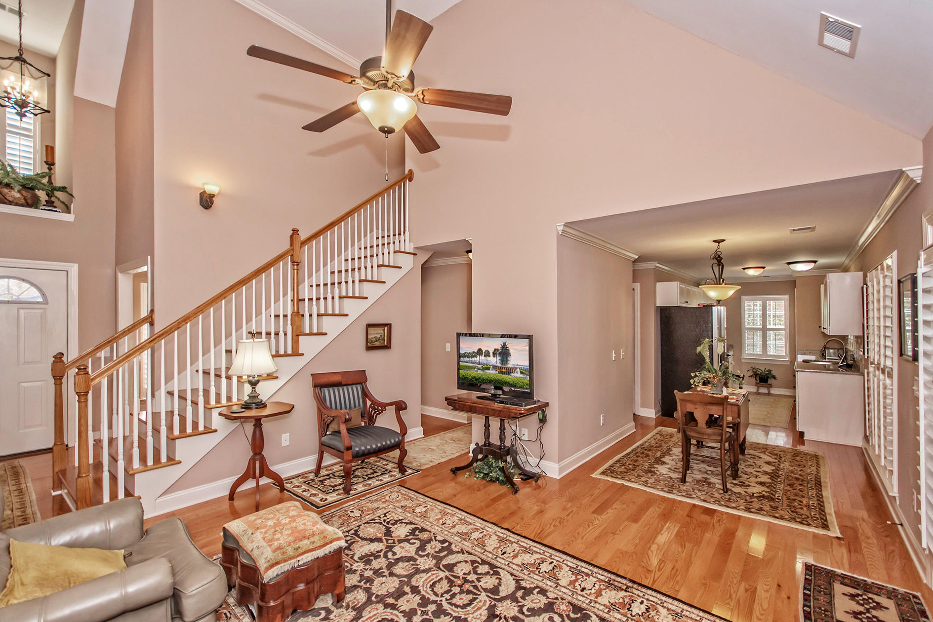 427 Springfield Road Mount Pleasant, SC 29464 - Photo 9 of 27 DSC_0957