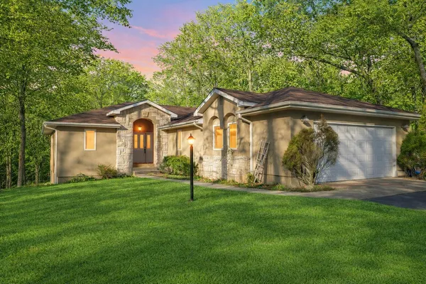 $289,000 | 7785 Nadine Road, Houston, MO 65483