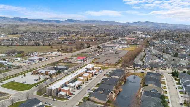 $539,900 | 10263 West Carlton Bay Drive, Garden City, ID 83714