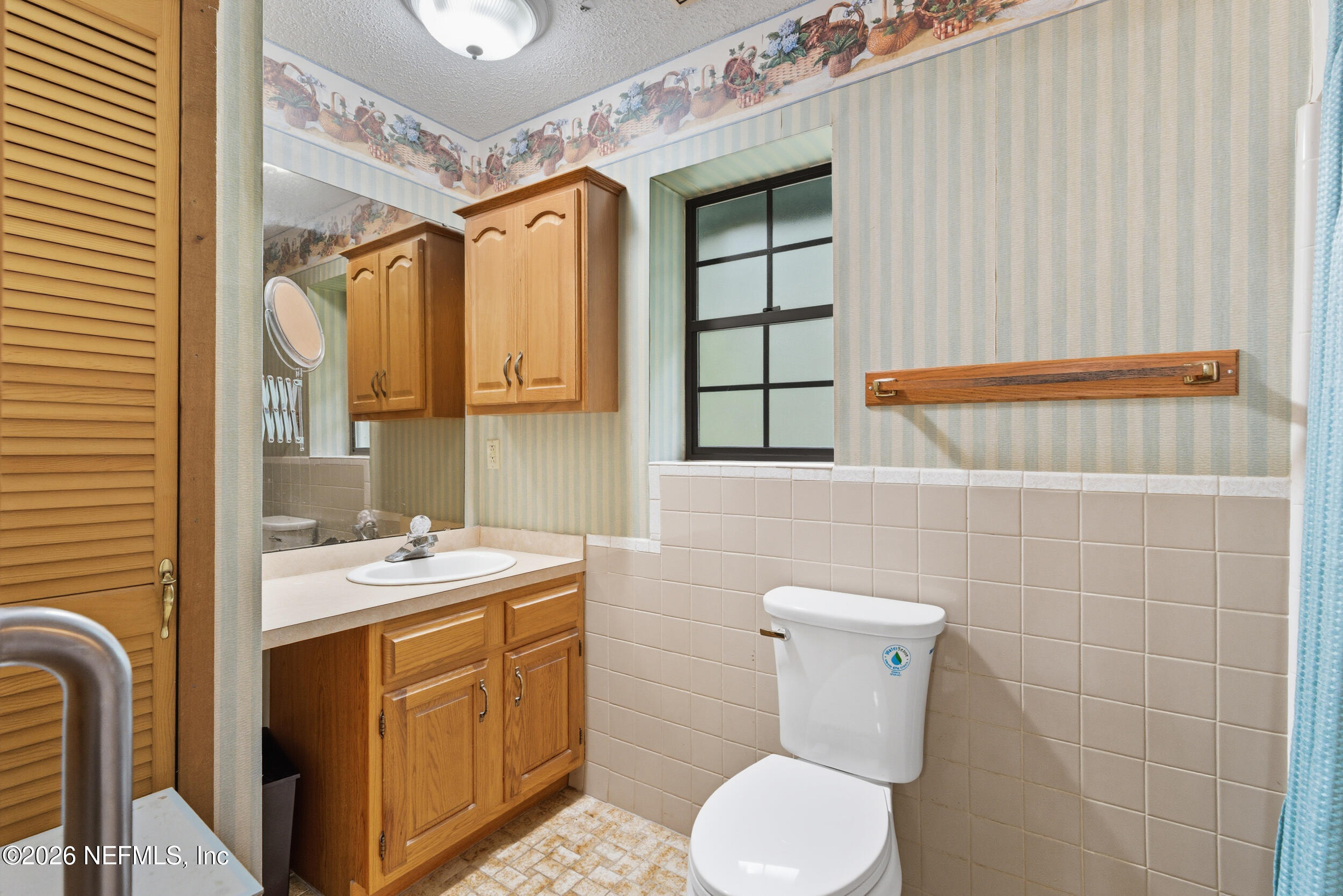 2221 Treasure Point Road Green Cove Springs, FL 32043 - Photo 16 of 34 primary bath