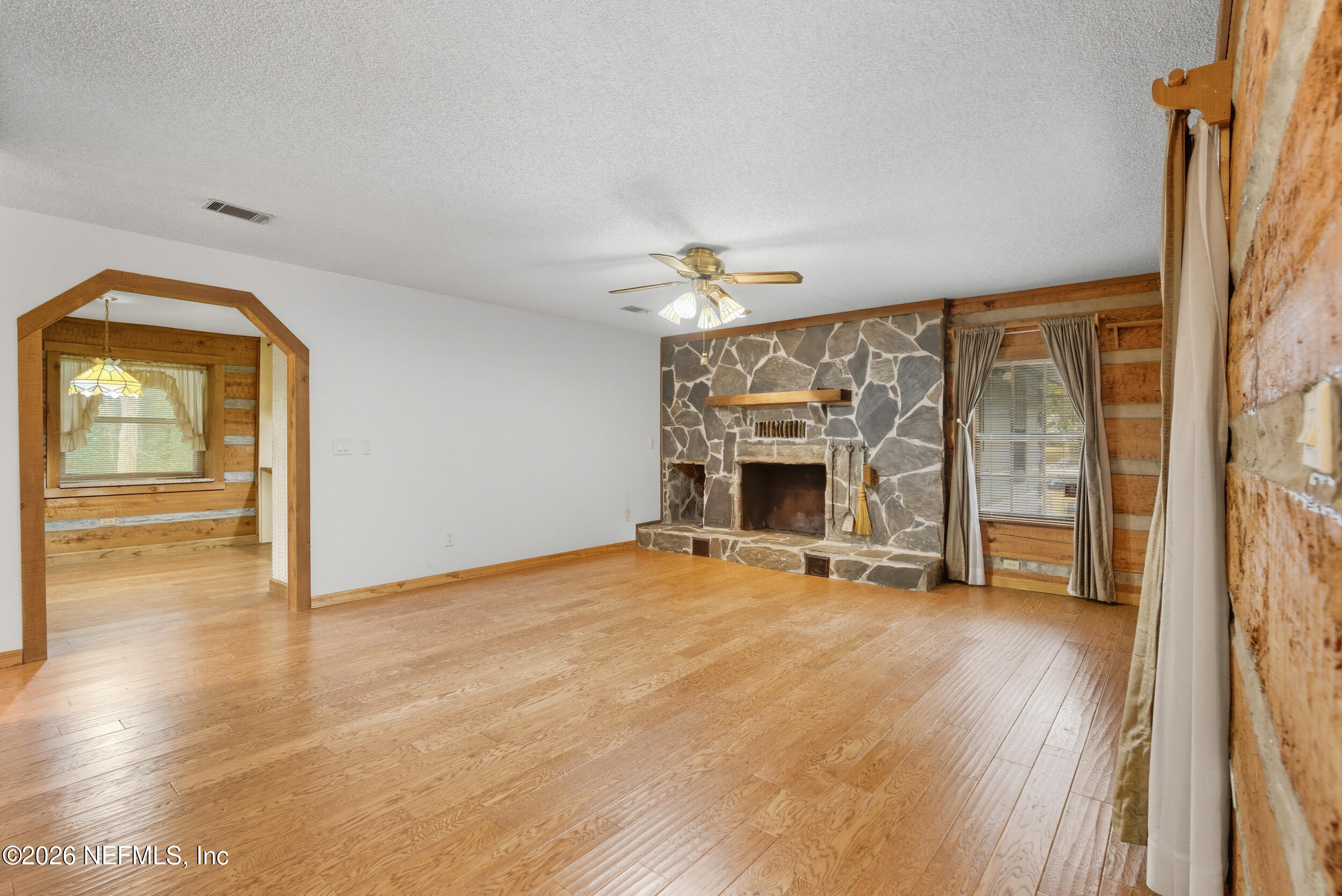 2221 Treasure Point Road Green Cove Springs, FL 32043 - Photo 5 of 34 family room