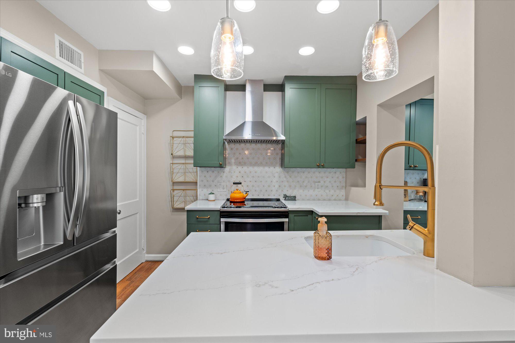 7 East Maple Street Alexandria, VA 22301 - Photo 13 of 37