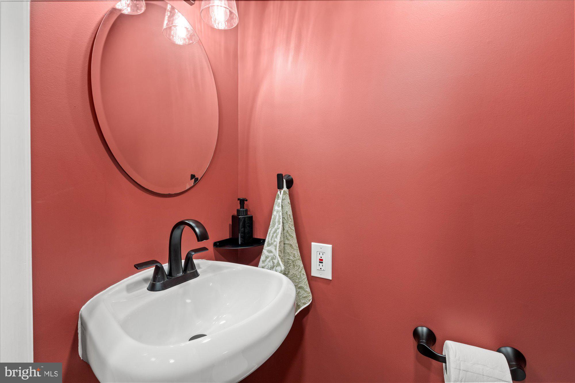 7 East Maple Street Alexandria, VA 22301 - Photo 22 of 37