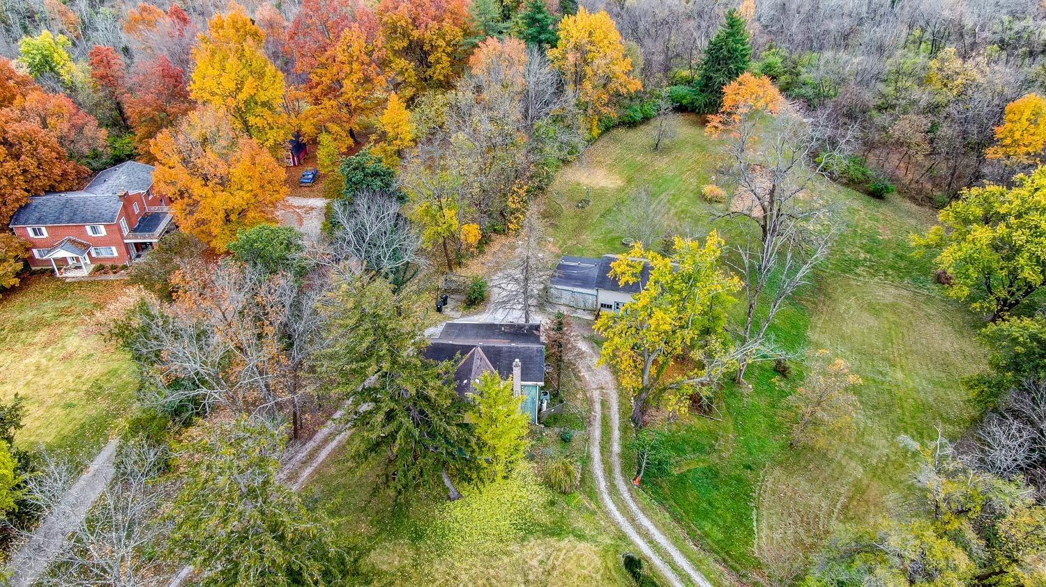 6495 Springdale Road Cincinnati, OH 45247 - Photo 2 of 50
