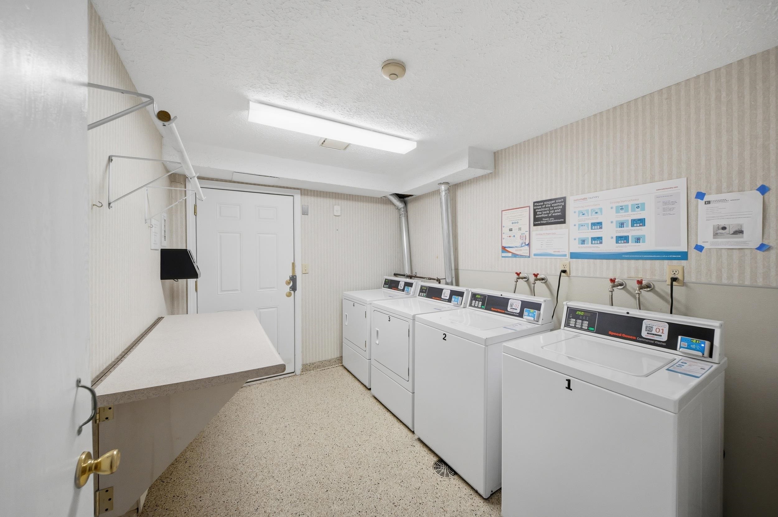555 Calef Road, Unit 4 Manchester, NH 03103 - Photo 10 of 24 Gallery Image 10