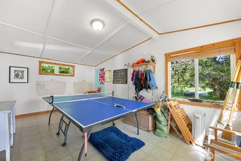 $950,000 | 1865 Seacrest Drive, Lummi Island, WA 98262