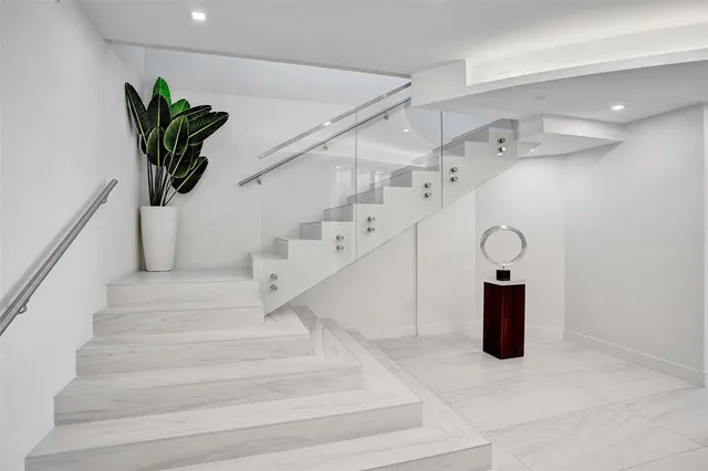 $60,000 | 701 North Fort Lauderdale Beach Boulevard, Unit PH1801, Fort Lauderdale, FL 33304