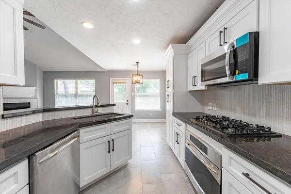 $2,350 | 3227 Candlepine Drive, Spring, TX 77388