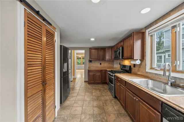 $2,000 | 110 Mill Street, Amherst, NY 14221