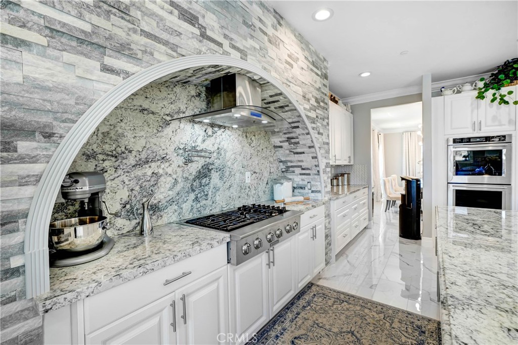 31291 Tommy Lane Temecula, CA 92591 - Photo 6 of 62 Dream Kitchen Brings Out The Chef In You!