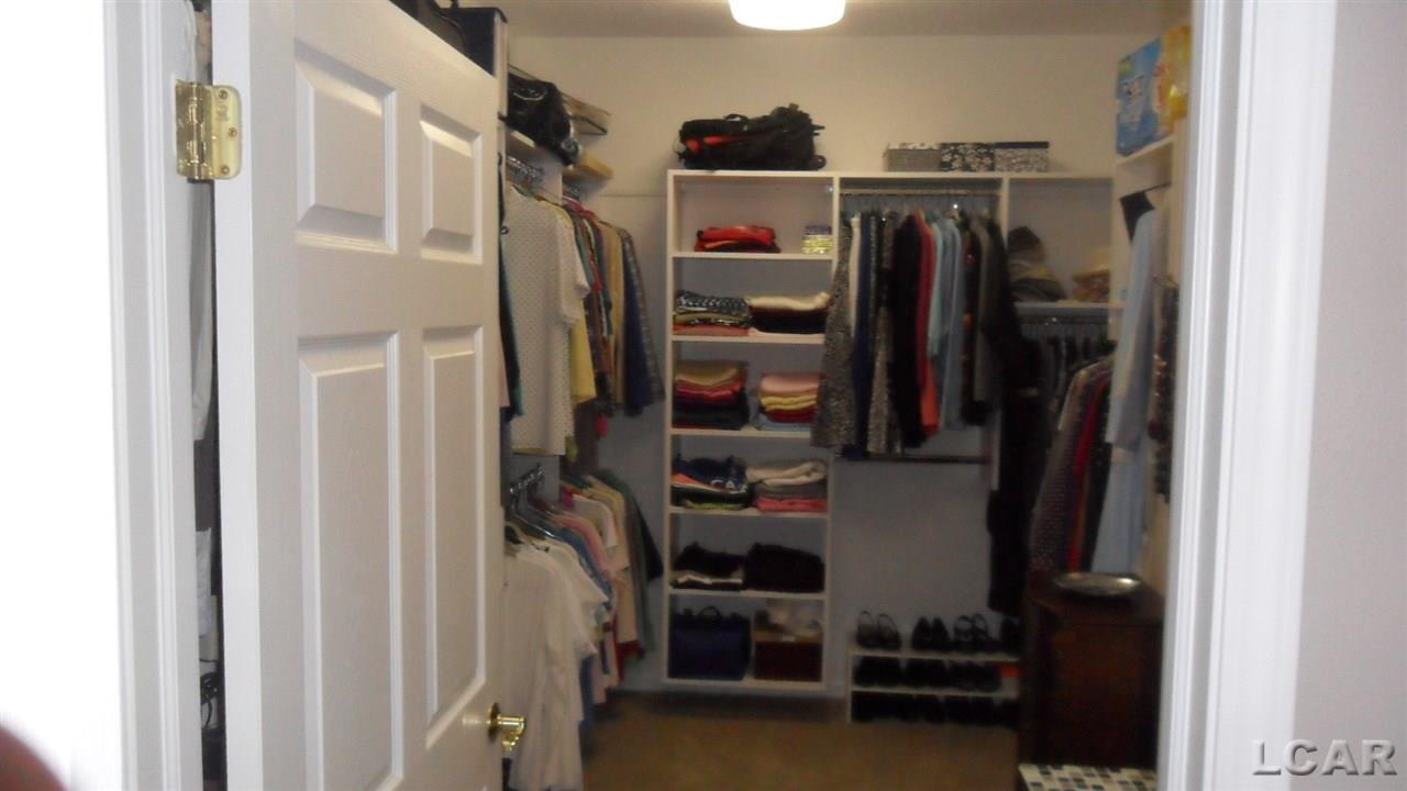 4234 Evergreen Road Adrian, MI 49221 - Photo 25 of 27 31309251-24.JPG
