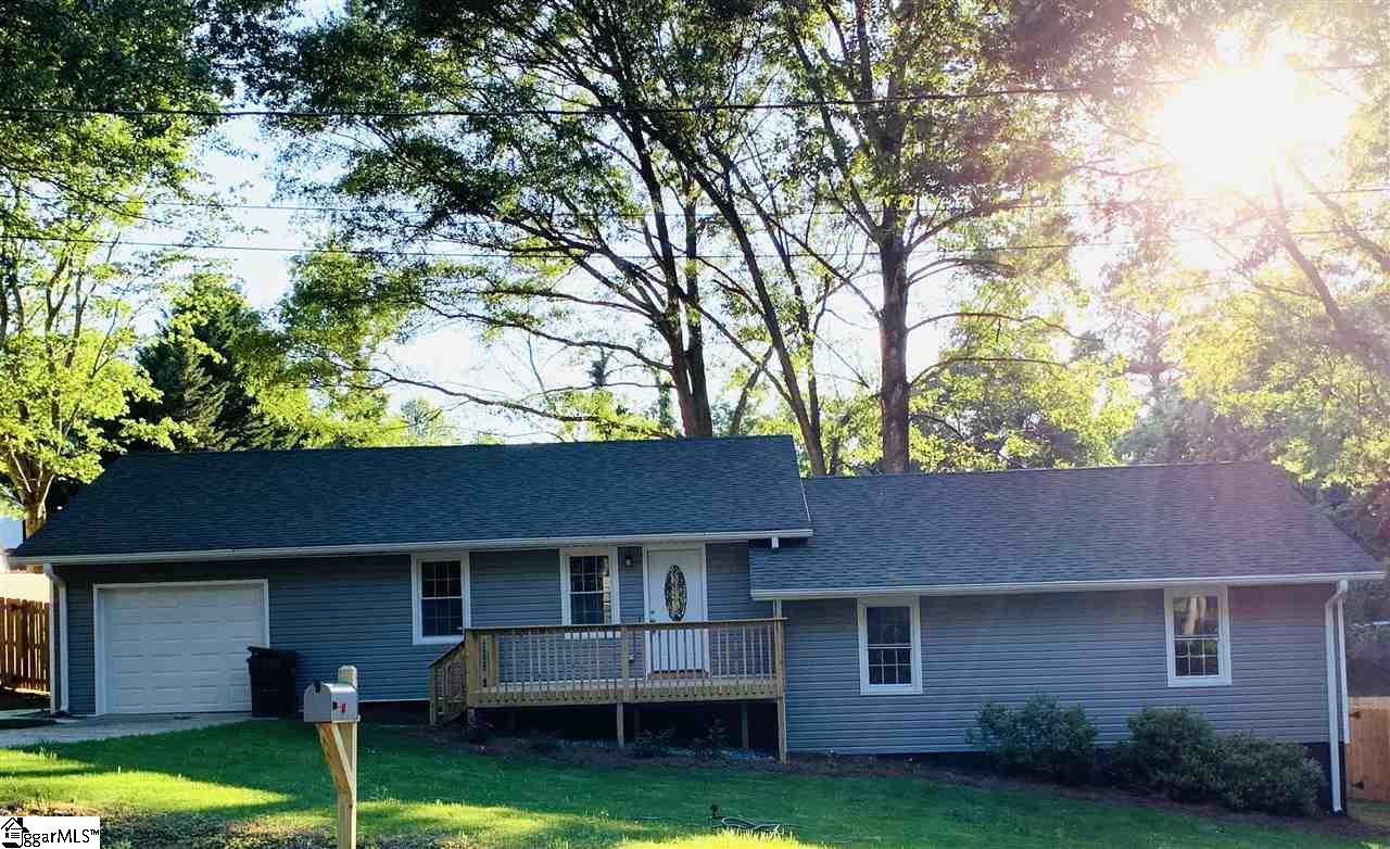 105 Tryon Street Greer, SC 29650 - Photo 1 of 18 Gallery Image 1