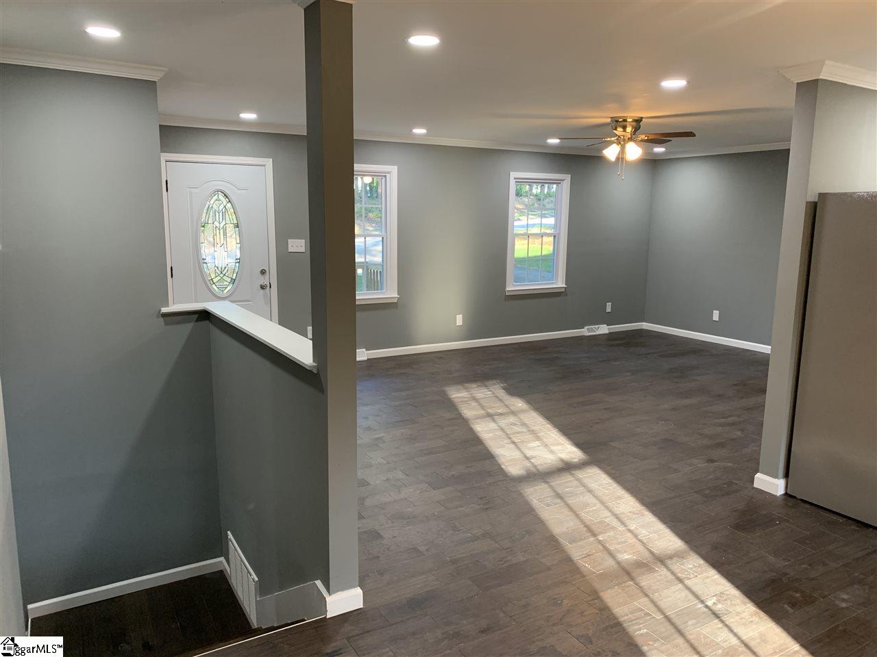 105 Tryon Street Greer, SC 29650 - Photo 3 of 18 Gallery Image 3