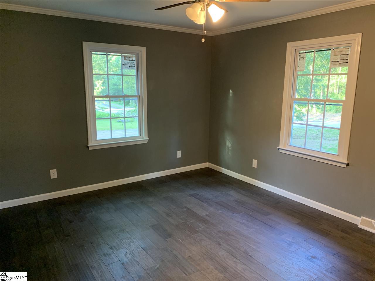 105 Tryon Street Greer, SC 29650 - Photo 8 of 18 Gallery Image 8