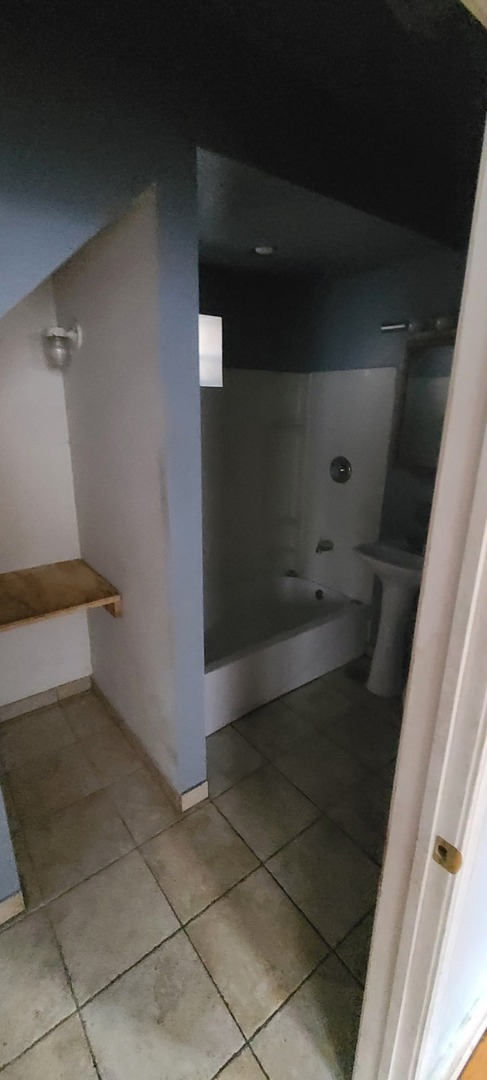 1340 West 18th Place, Unit 1C Chicago, IL 60608 - Photo 9 of 9