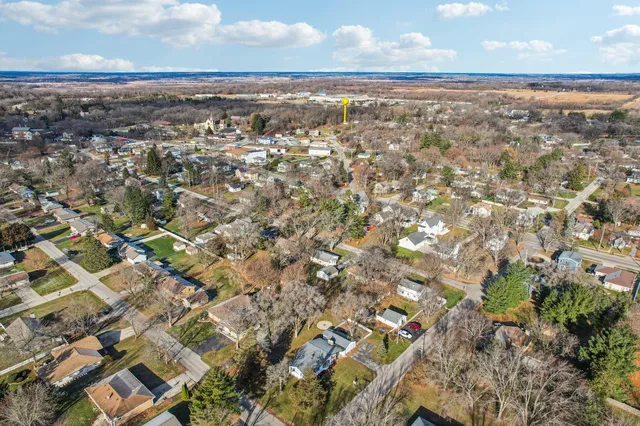 $374,500 | 223 South Sherman Street, Eagle, WI 53119